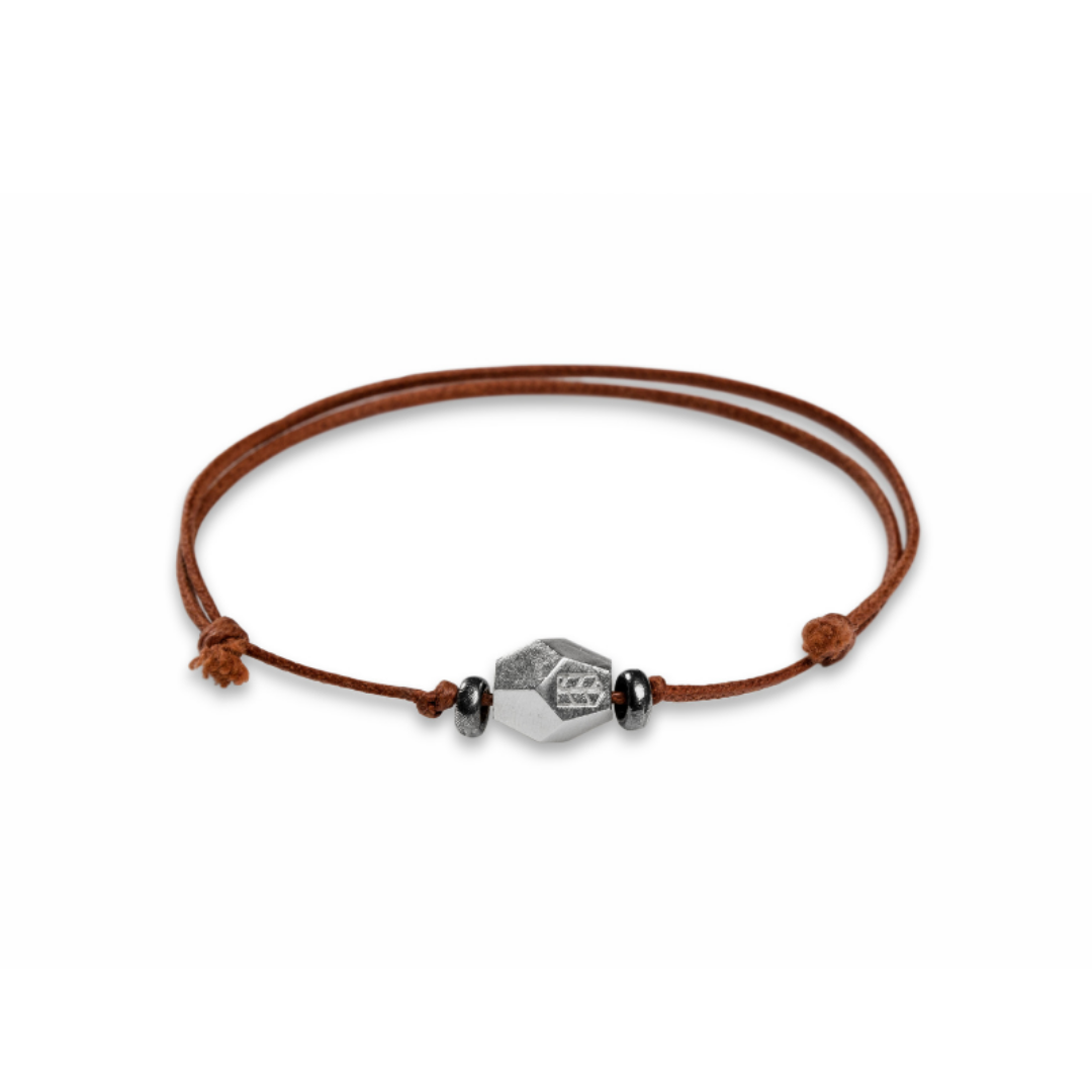 Artisan crafted Chaos - Marron - Bleu Nomade Made in Italy following traditional jewelry techniques.