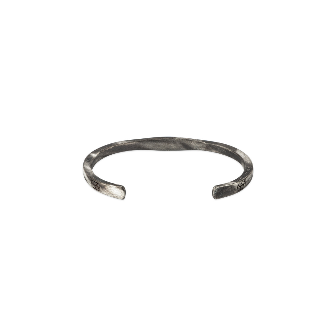 Artisan crafted Wave cuff - Fire - Bleu Nomade Made in Italy following traditional jewelry techniques.