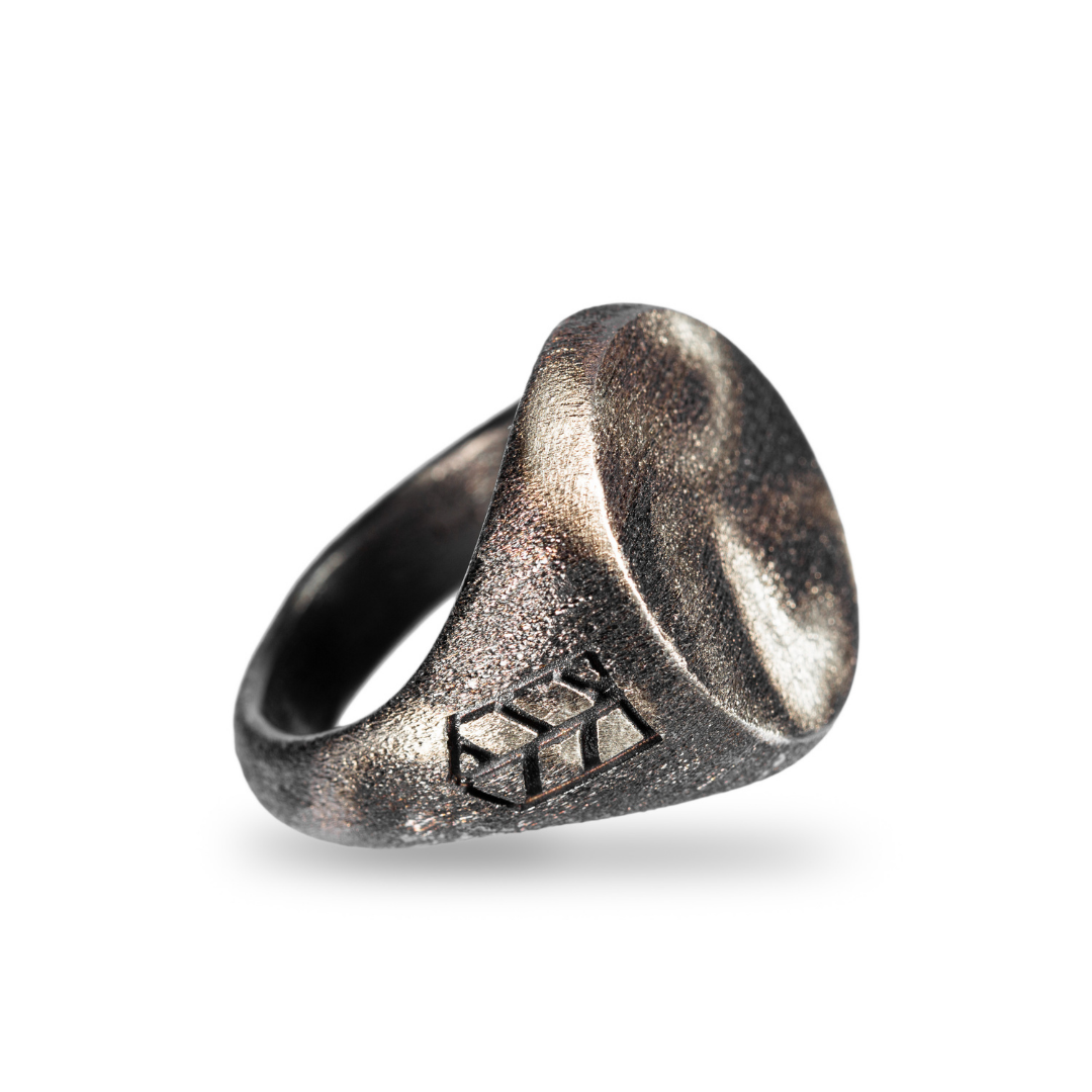 Ornamental Signet Ring Sterling Silver – Geoff Thomas Designs